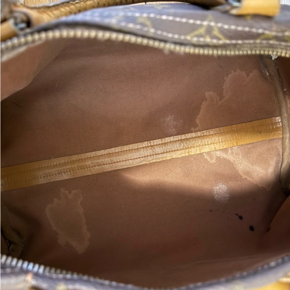 Louis Vuitton French luggage company speedy - Picture 2 of 6
